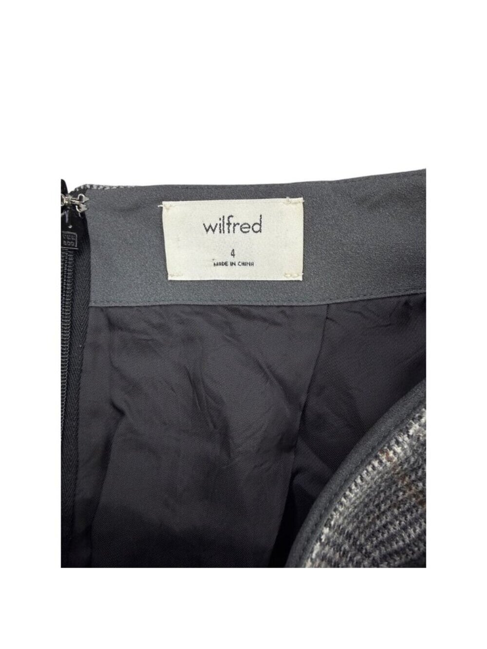 WILFRED Aritzia Wool Cashmere High Rise Wrap-Front Mini Skirt Size 4 - Picture 3 of 6